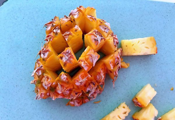 凤梨和菠萝有什么不一样的地方