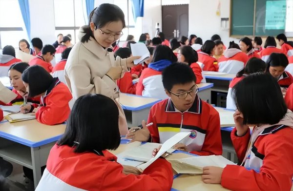 未来英语会被取消为主科吗