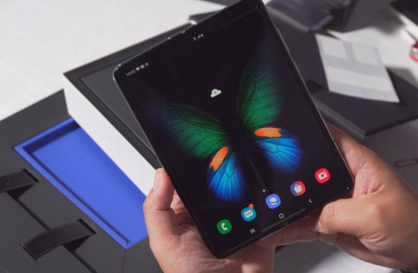 oled显示屏优缺点