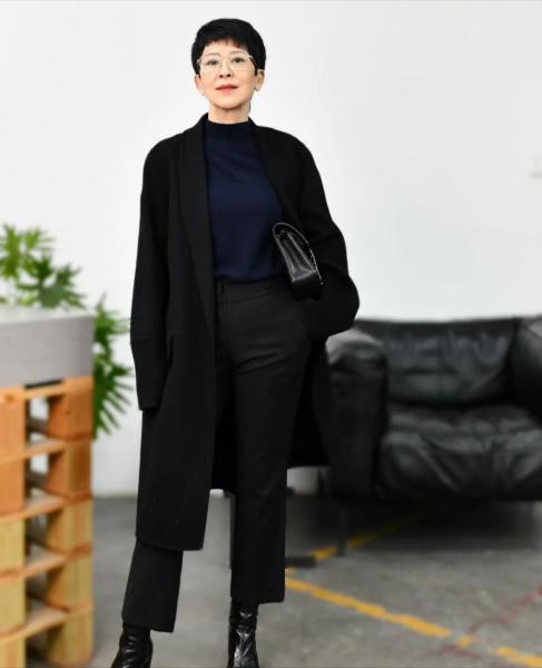 50岁女不建议穿的颜色