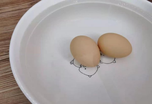 坏鸡蛋怎么辨别
