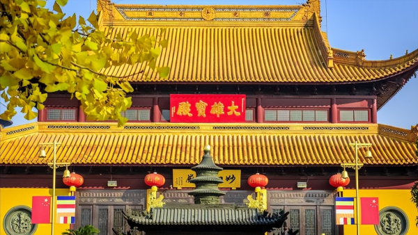 云南昆明市区必去景点