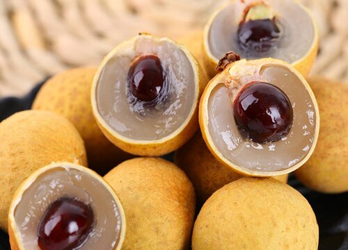 桂圆干能直接吃吗