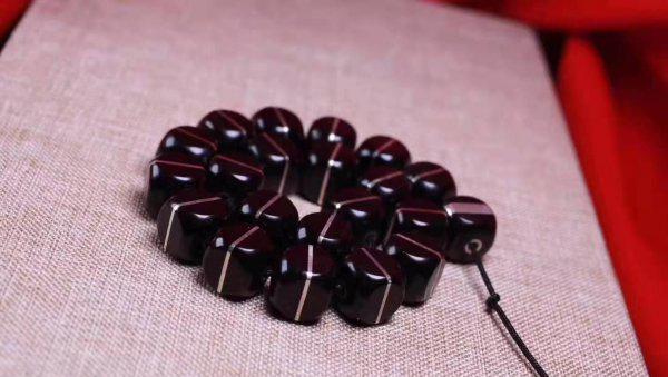 椰蒂手串值得玩吗