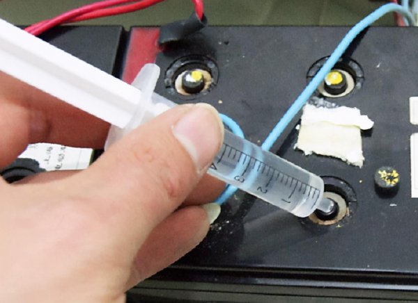 电动车上坡没力是什么原因