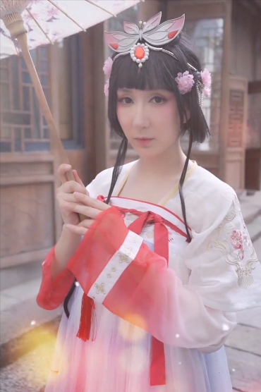 演员娄艺潇个人简历