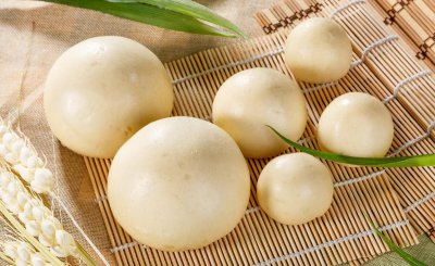 蒸馒头开水下锅还是冷水下锅 蒸馒头用冷水还是热水