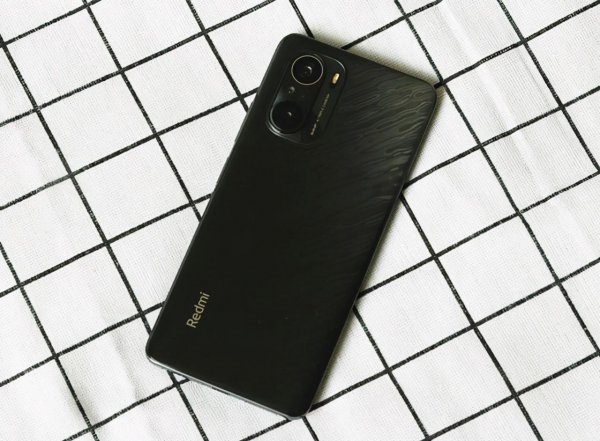 红米k40pro+参数和配置测评后值得买入手吗