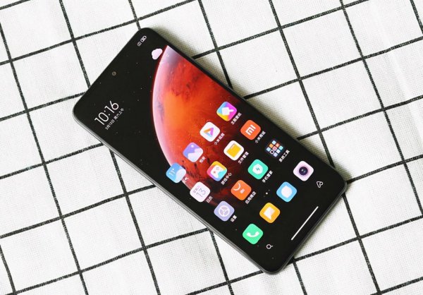 红米k40pro+参数和配置测评后值得买入手吗