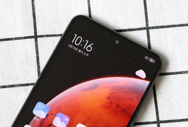 红米k40pro+参数和配置测评后值得买入手吗