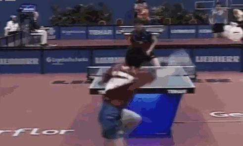 乒乓球直拍和横拍的区别