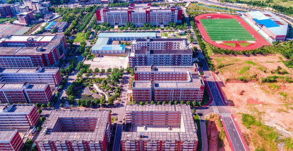 附属学校是什么意思