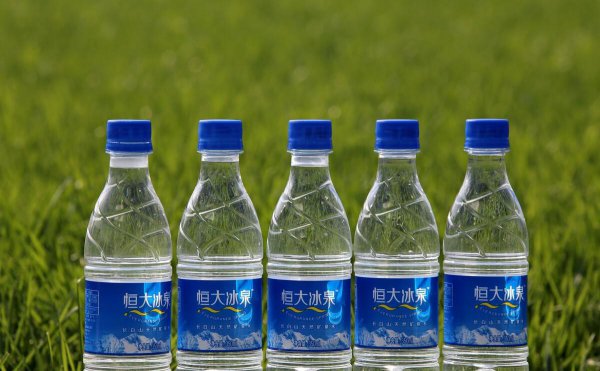 矿泉水排名前十品牌