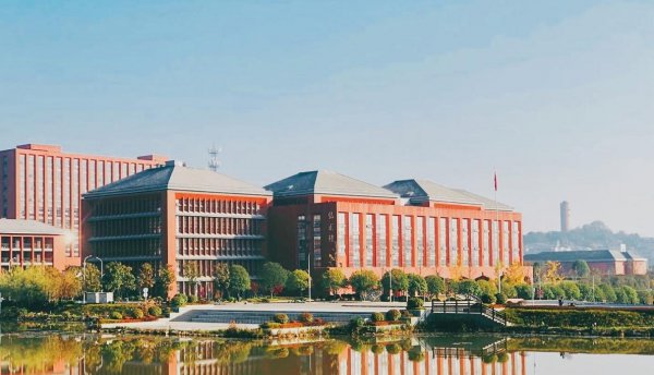 贵州大学是几本院校