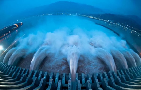 三峡大坝在什么地方