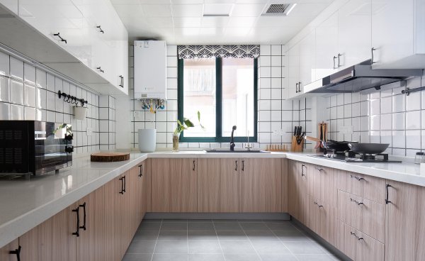 厨房的台面用什么材质的最好