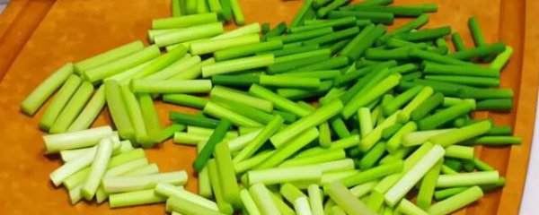 冬季储存蒜薹的清洗方法