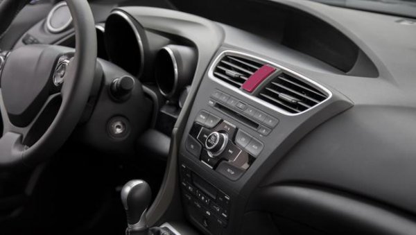 车子停露天好还是地下车车库好