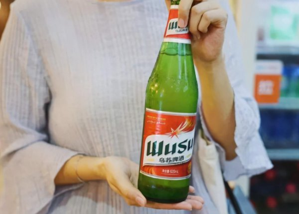 正常人一般能喝几瓶乌苏啤酒