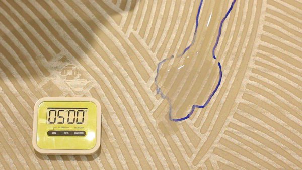 泡水瓷砖和不泡水瓷砖哪种好