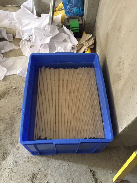 泡水瓷砖和不泡水瓷砖哪种好