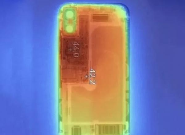 苹果手机一用就发烫是什么原因