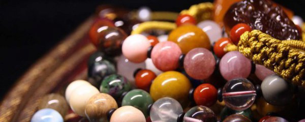 佩戴和田玉有什么好处