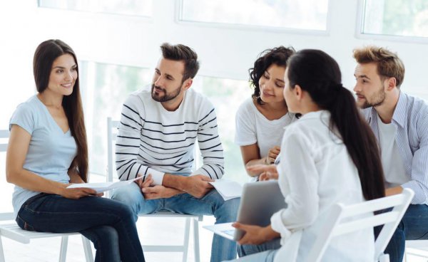 良好的人际关系如何实现