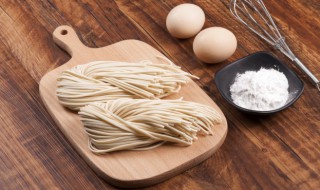 煮面里面放什么调料好吃 煮面条最简单的调料