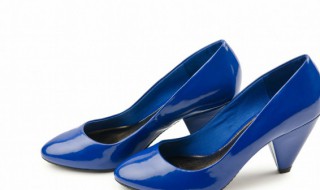 新皮鞋磨脚怎么办 新皮鞋磨脚有什么办法