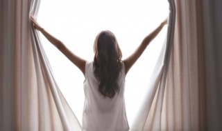 家居窗帘如何选购 家居窗帘选购的方法