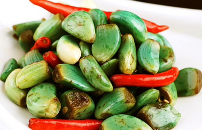 腊八蒜用什么醋比较好 腊八蒜怎样腌制简单又好吃