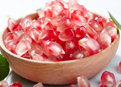 石榴怎么剥 石榴怎么剥又快又好