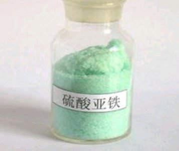 硫酸亚铁的用法与用量 养花使用硫酸亚铁方法