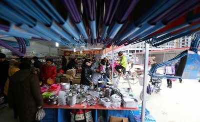 乡镇上开个全场10元店赚钱吗 农村十元店投资多少钱