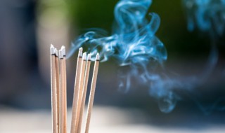 春节佛堂需要摆什么贡品 过年给佛上供用什么贡品