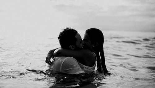 挽留男朋友的话该怎么说