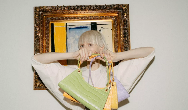 什么牌子的包包好看又高档又实惠