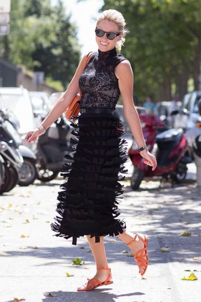 罗马鞋搭配什么衣服好看