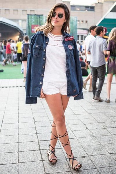 罗马鞋搭配什么衣服好看