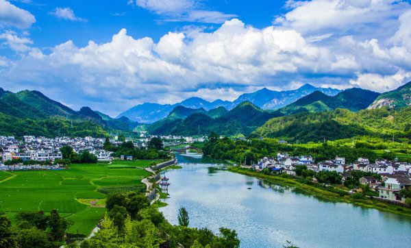 龙川县是哪个省的城市