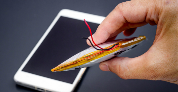 手机一直重启是什么原因