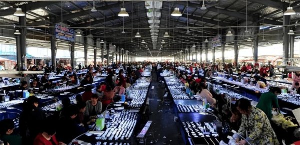 河南南阳的和田玉为什么便宜