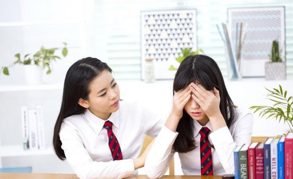 孩子考试时紧张压力大怎么疏导