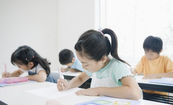 孩子考试时紧张压力大怎么疏导