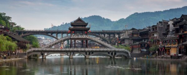 凤凰古城几月份去最好