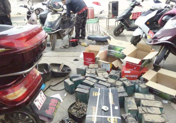 电瓶车换个电瓶要多少钱