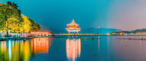 中国著名的十大湖泊景区