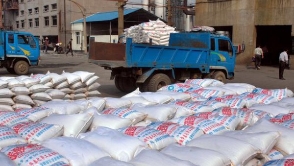 芹菜用碳酸氢铵追肥好不好