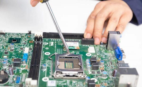 电脑开机无限循环重启怎么办